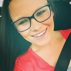 Meet your Posher, Brenda paige