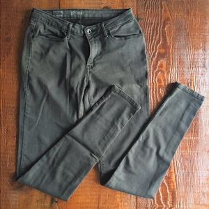 Levi's Jean Leggings size 2 (26)