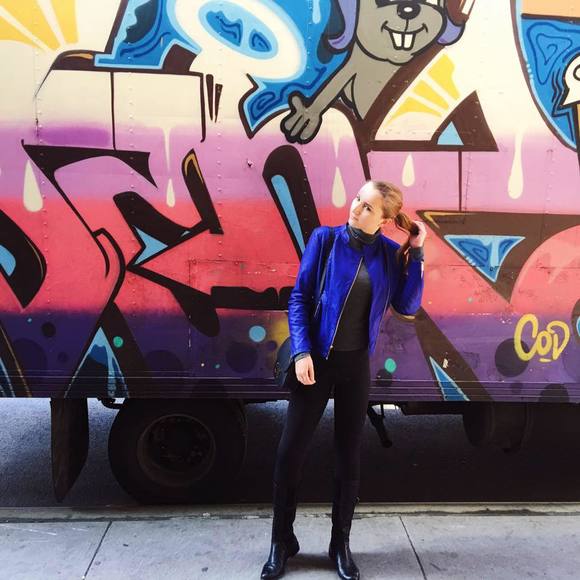 Meet your Posher, Julia