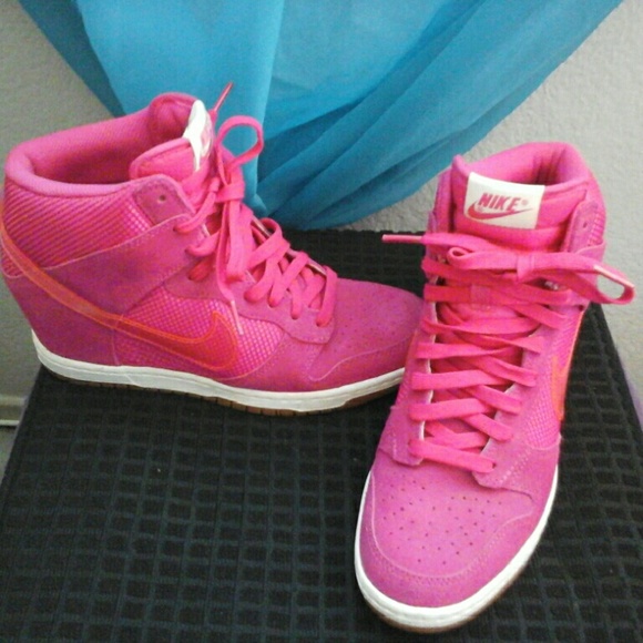 Nike Shoes - Nike Dunk Sky Hi Wedge