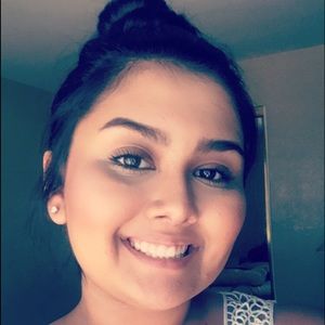 Meet your Posher, Cierra