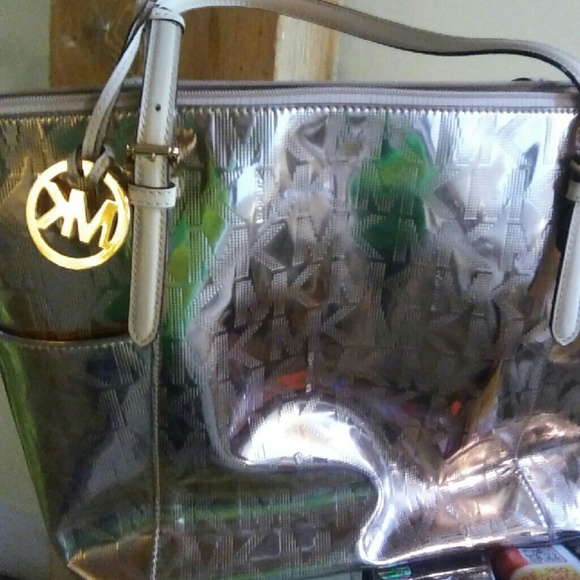 Michael Kors Handbags - Michael Kors handbag