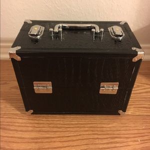 Black Snakeskin Caboodle - Bathroom Essentials