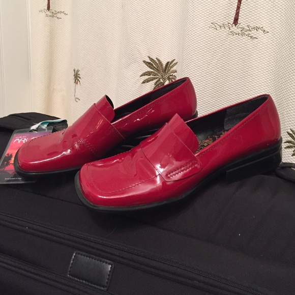 Enzo Angiolini red patent leather loafers - Picture 4 of 4