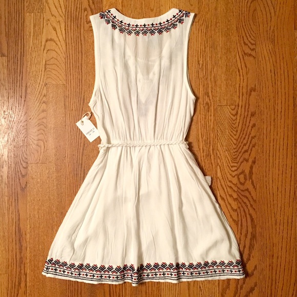 NWT Forever 21 Summer Dress ✨✨ - Picture 3 of 4