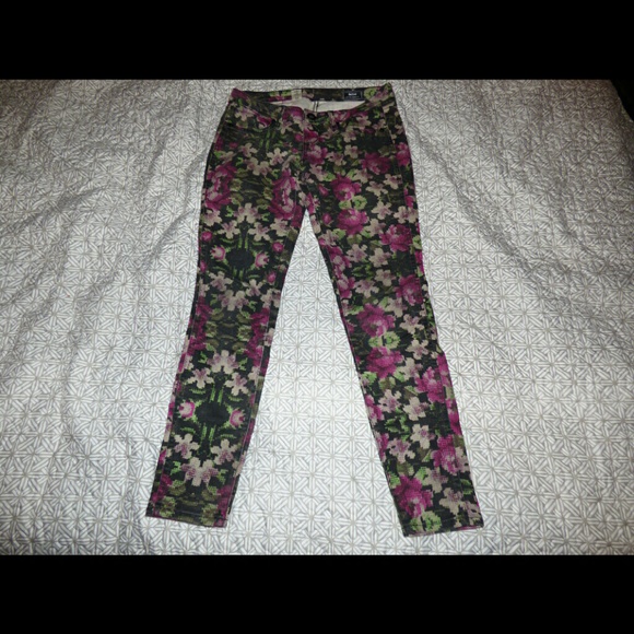 Volcom Skinny Ankle Jeans