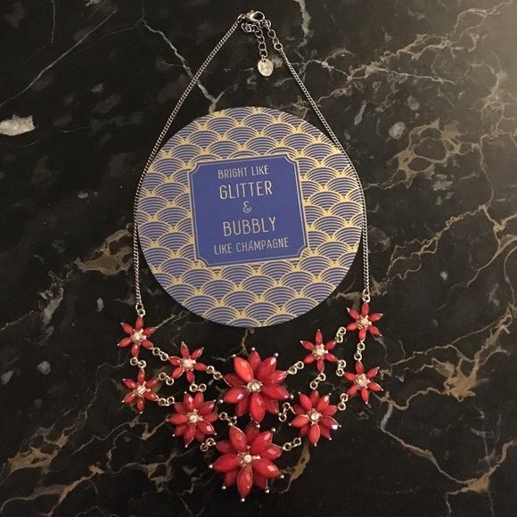 Red gemstone floral statement necklace /gold chain