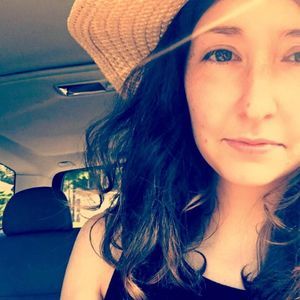 Meet your Posher, Cassandra