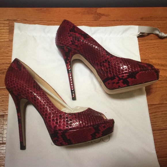 Jimmy Choo Dark Pink Python Peep-toed Pumps 37 - Picture 2 of 4