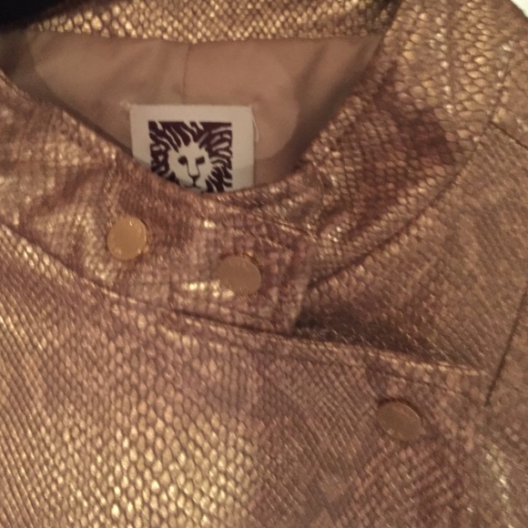 Anne Klein short faux snake skin jacket. - Picture 3 of 4