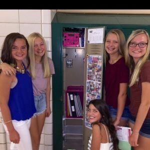 Meet your Posher, Sofia