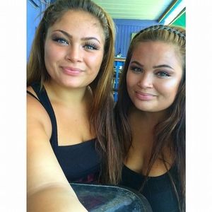 Meet your Posher, Leah