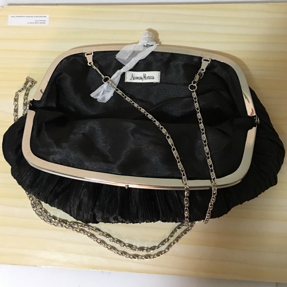 Little black bag - Picture 3 of 3