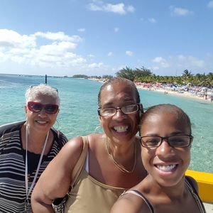 Meet your Posher, Ashlee