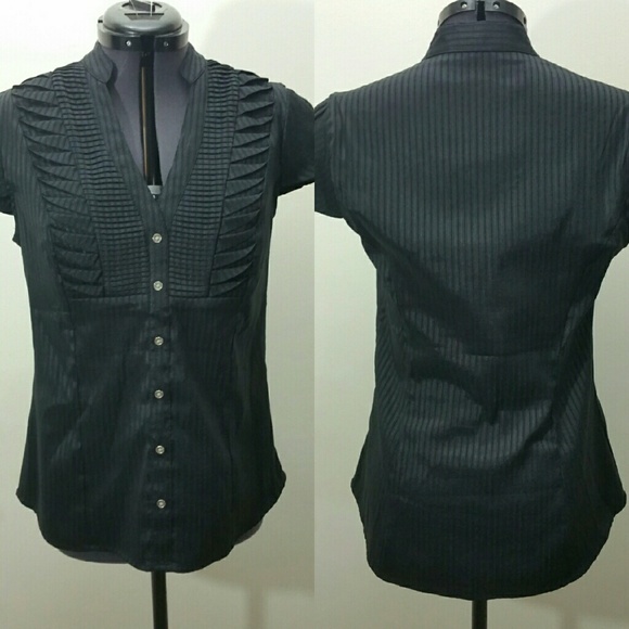 Black mock button down Express M