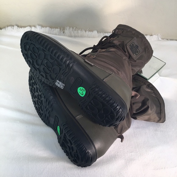 Coach Brand New Dark Taupe Insulated Boots - Picture 3 of 3