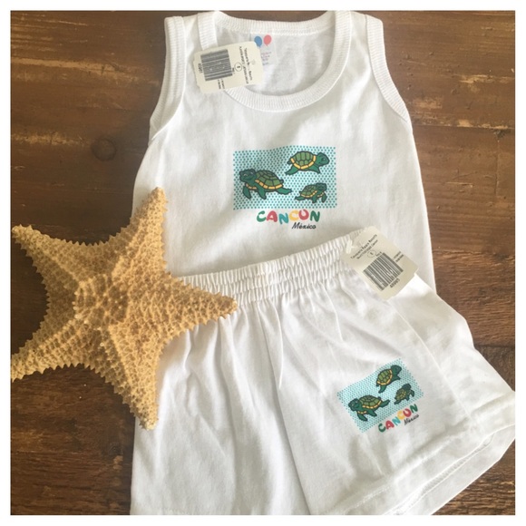 Boutique NEW W/TAGS turtle top, shorts