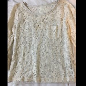 Hollister top
