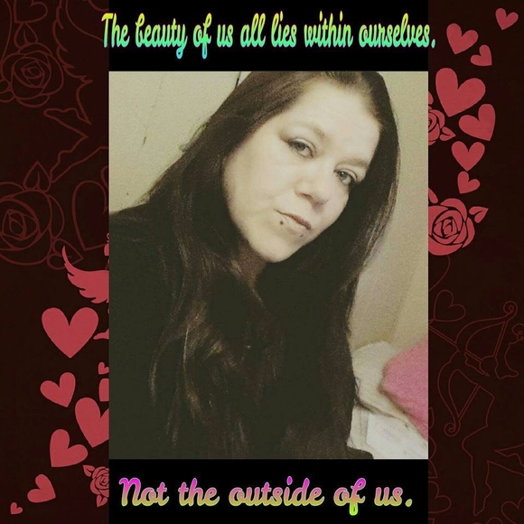 Meet your Posher, Michelle - Picture 1 of 1