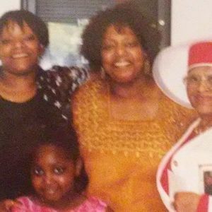 Meet your Posher, Kamala