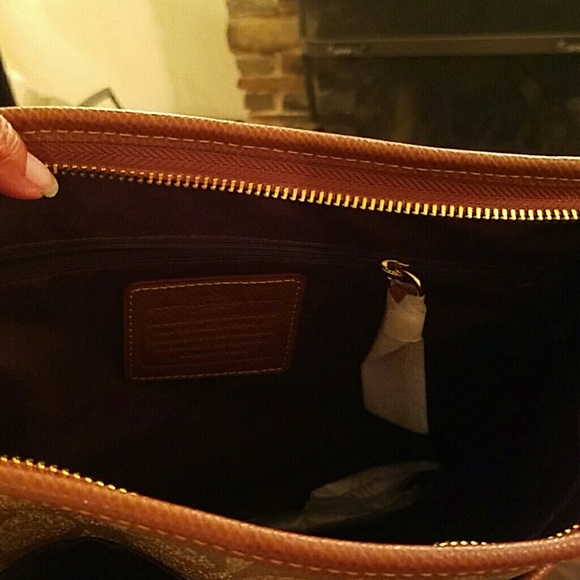 NWT - Coach Crossbody - Picture 3 of 3