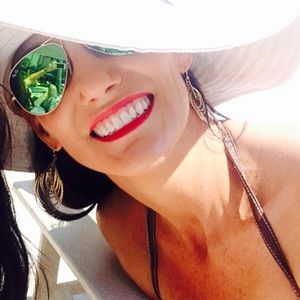 💚 RAY BAN Aviators Green Flash Mirror Lenses 💚