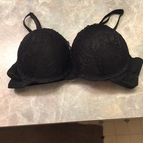 Black lace push-up bra