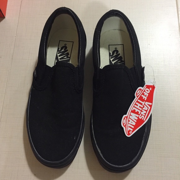 black slip on vans 3.5 black slip on vans 3.5