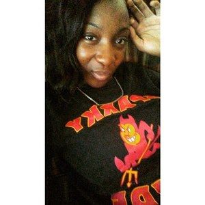 Meet your Posher, Emily