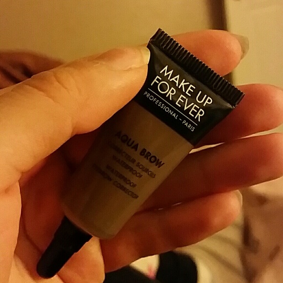 Eyebrow corrector waterproof