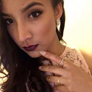 Meet your Posher, Clara