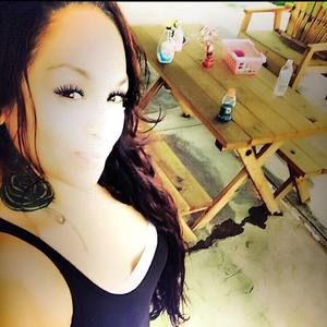 Meet your Posher, Candice