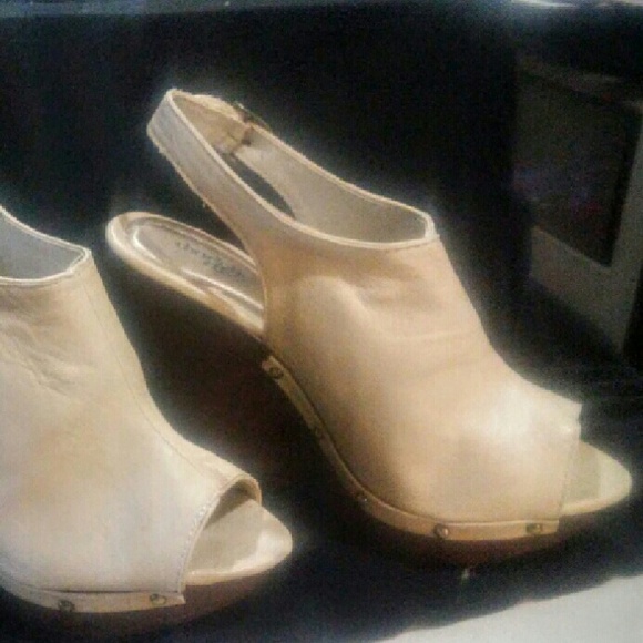 Tan wedges