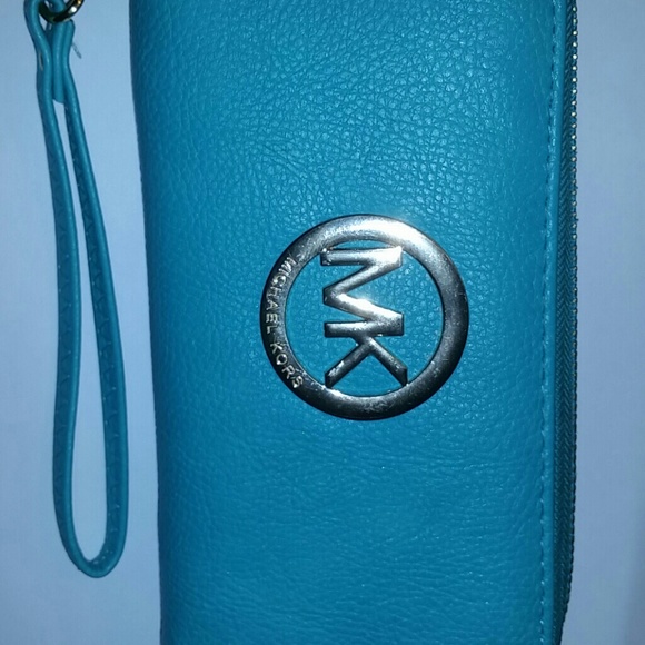 Michael kors teal leather wallet