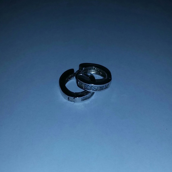 Sterling silver cz mini hoops