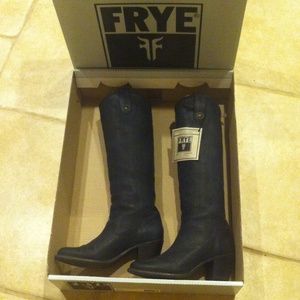 Frye boots Jackie Button