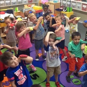 Meet your Posher, Muna