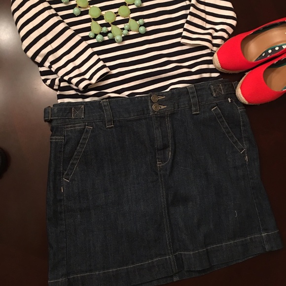 Gap jean skirt