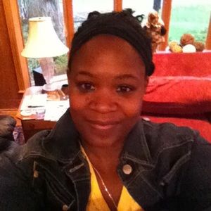 Meet your Posher, Kim