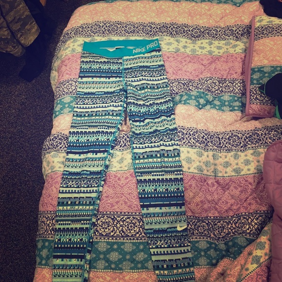 Nike pro leggings