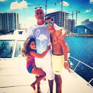 Meet your Posher, Amir