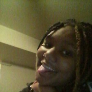 Meet your Posher, Kyia