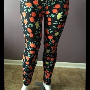 Lularoe floral leggings TC