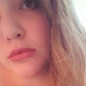 Meet your Posher, Jyllian