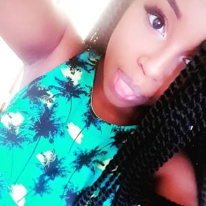 Meet your Posher, Brandi