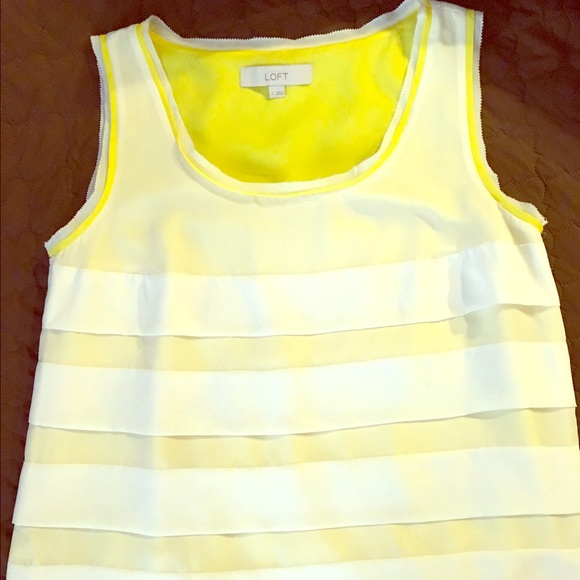 💚LOFT Yellow and Soft white paneled camisole