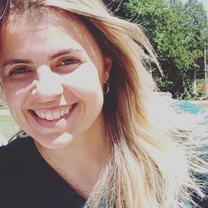 Meet your Posher, Daniela