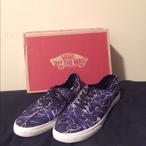 LIGHTLY WORN Vans Authentic lo pro lightning sz 9