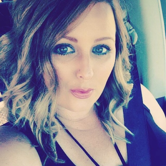 Meet your Posher, Summer - Picture 1 of 1