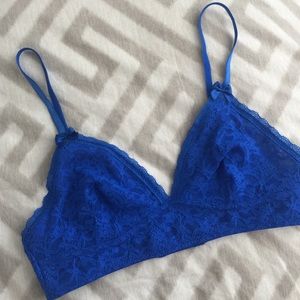 LDW CLOSET CLOSE:NWOT Blue bralette